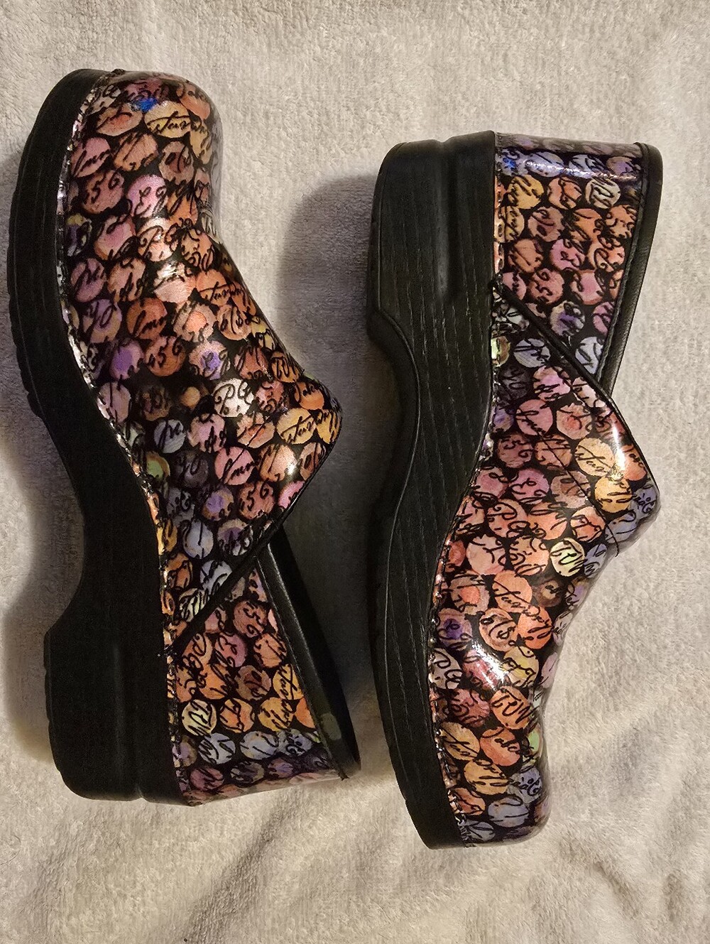 Dansko Professional Viola Dot Cursive Patent Leather Clogs Excellent 9.5-10 - Picture 5 of 7